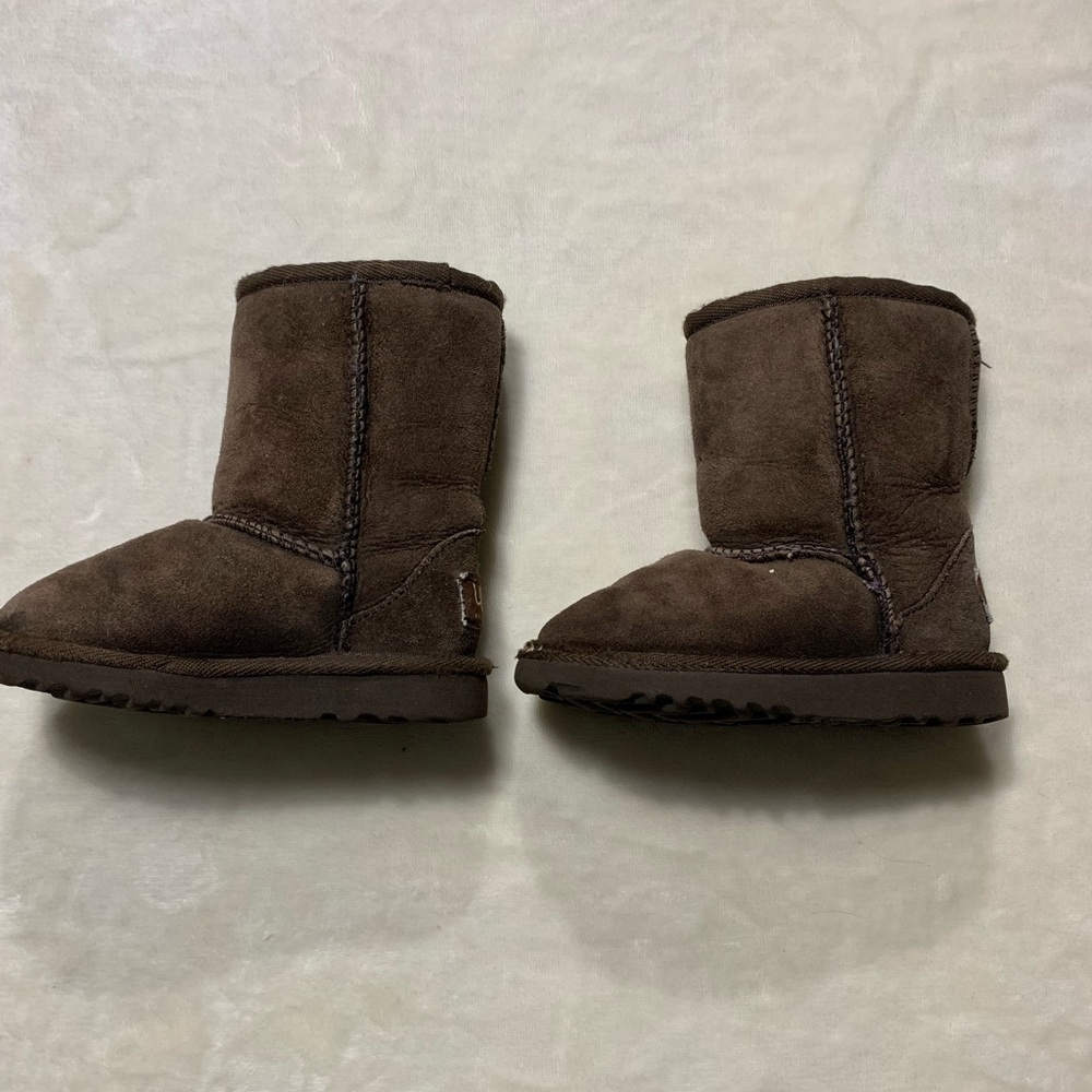 Toddler uggs